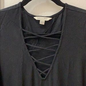 Crossed v neck long sleeve black shirt dress